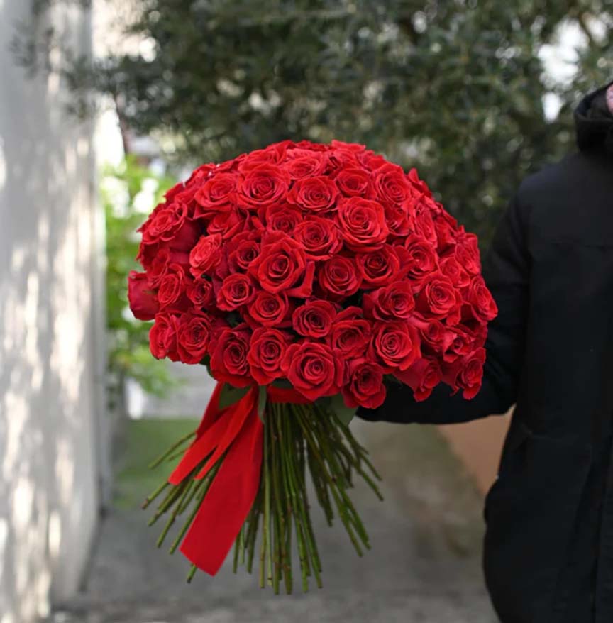 Beyoğlu Çiçek: Premium Buketlerle İstanbul’un Zarafeti